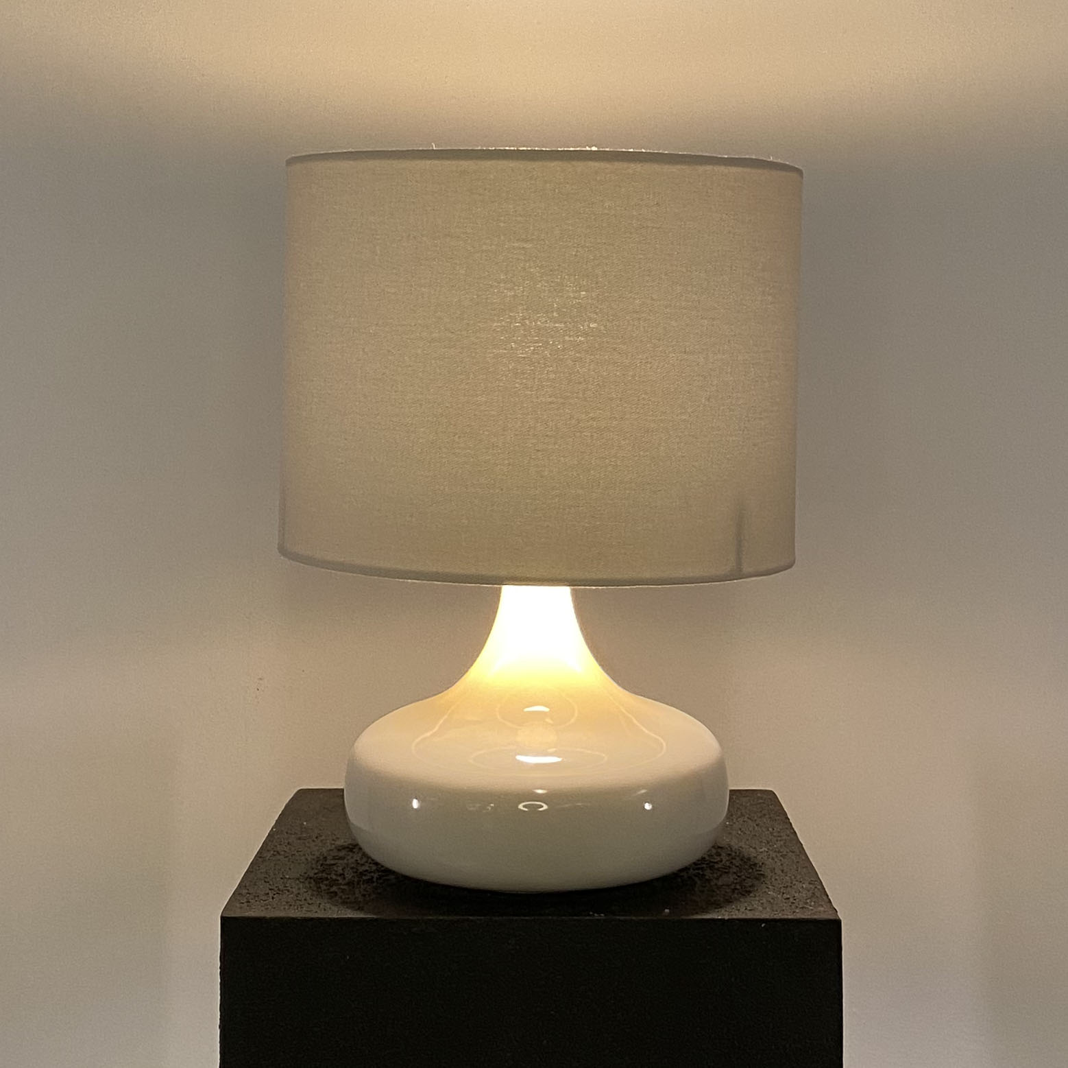 KÜÇÜK SERAMİK TABANLI ABAJUR