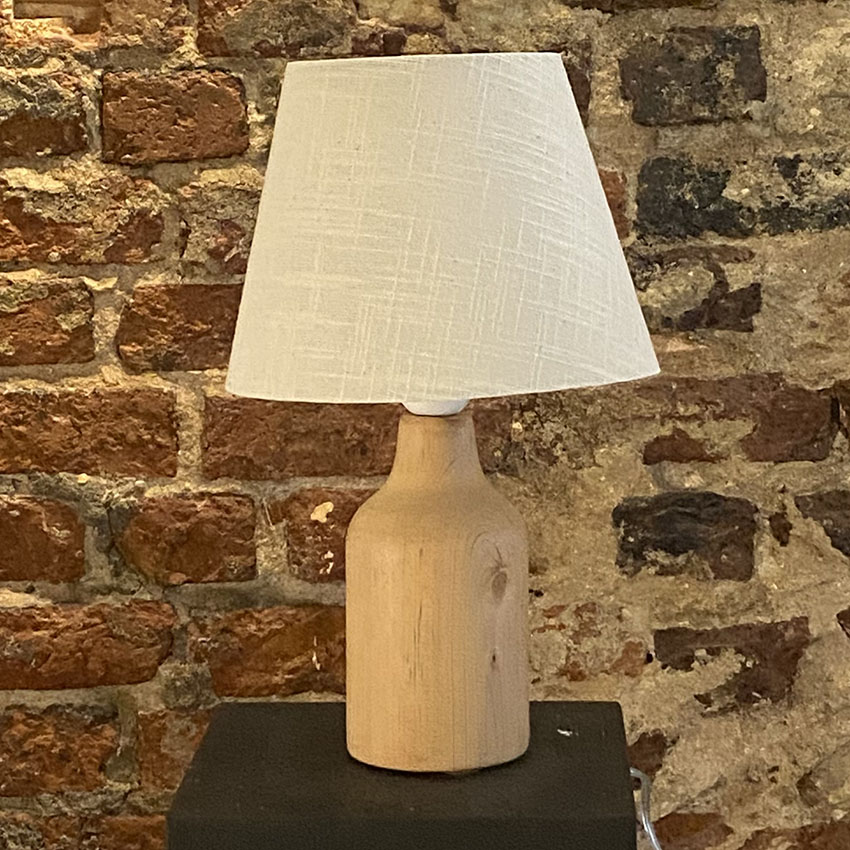 Ahşap Abajur Modern Şık Yatak Odası Salon Masa Lambası