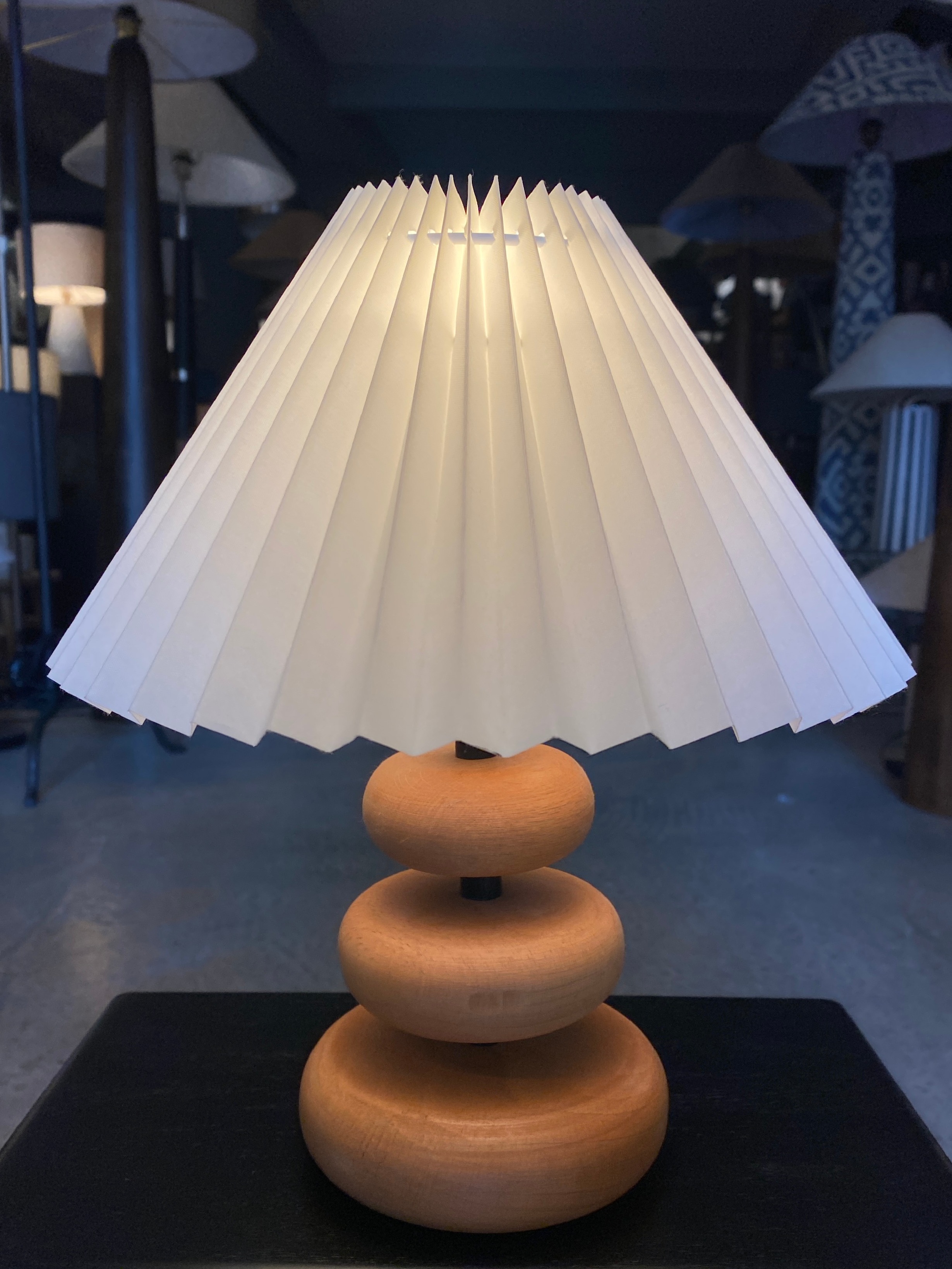 Ahşap Ayaklı Abajur