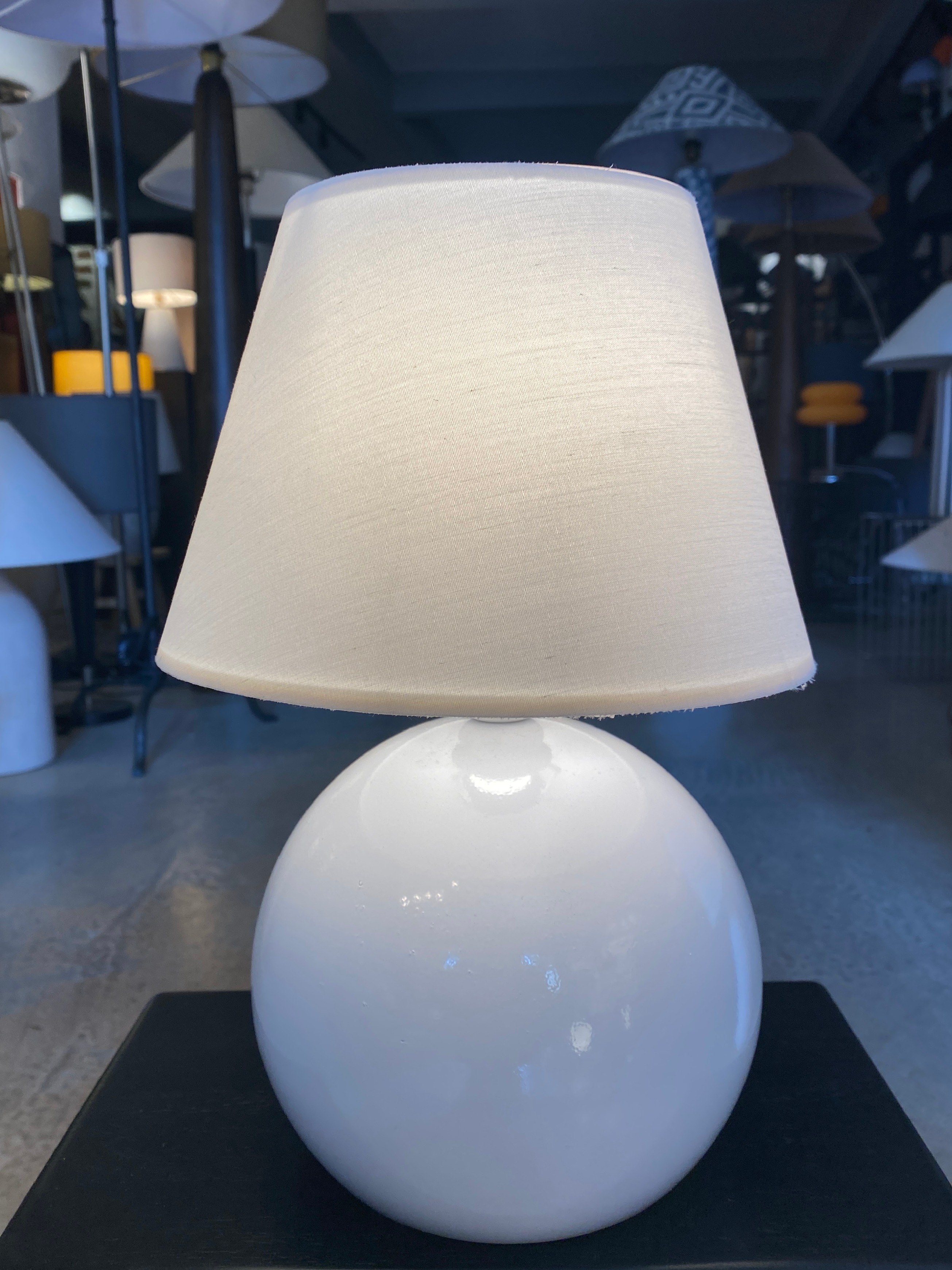 Krem Kumaş Metal Abajur