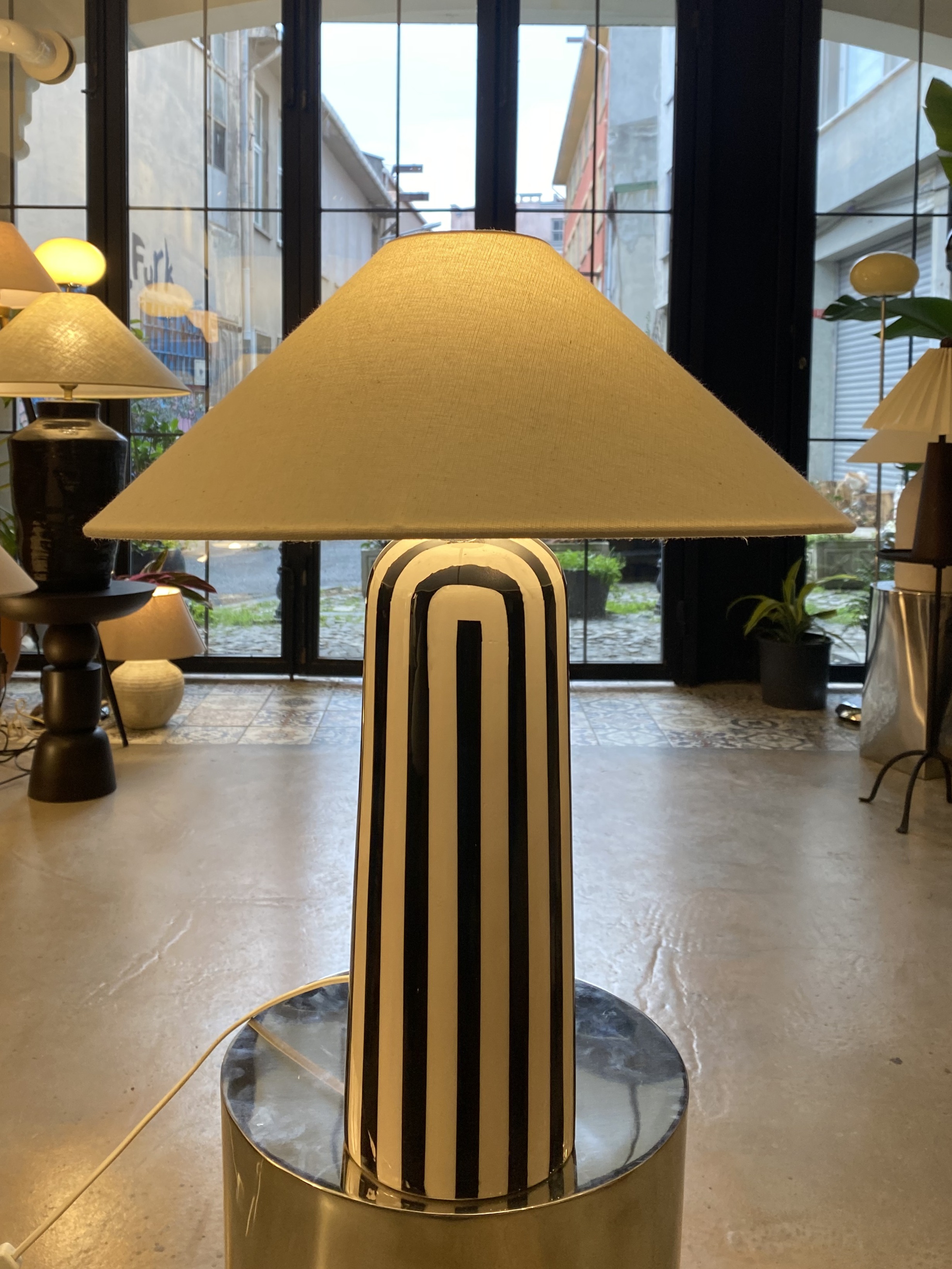 ÇİZGİLİ SERAMİK ABAJUR