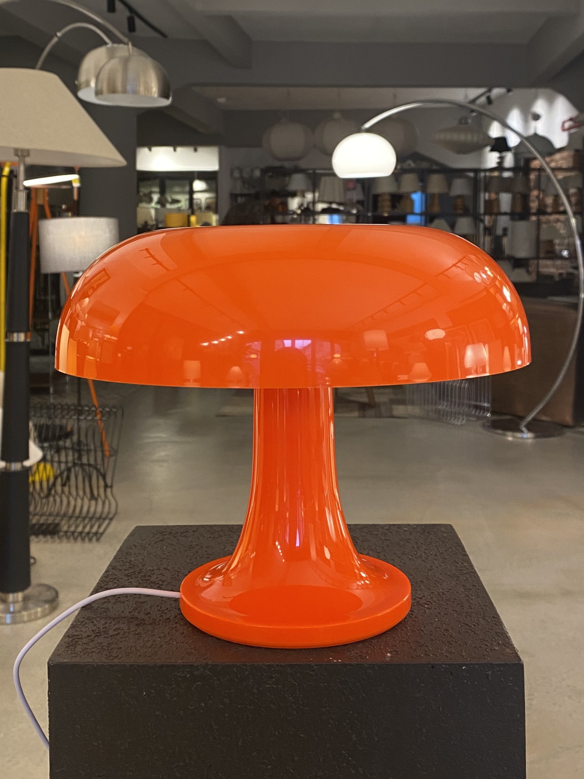 PLEKSİ TURUNCU ABAJUR