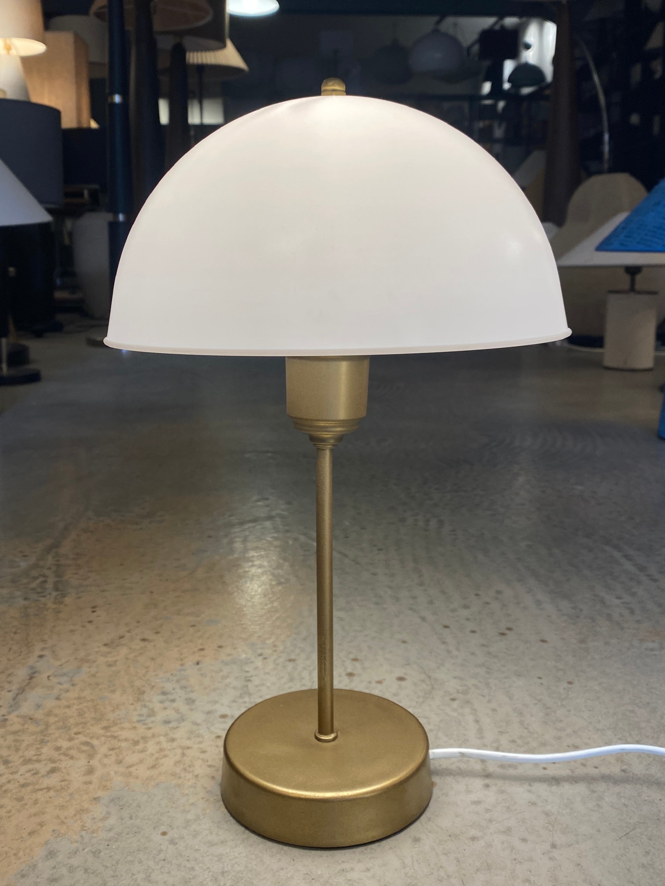 OPAK ŞAPKALI ESKİTME ABAJUR