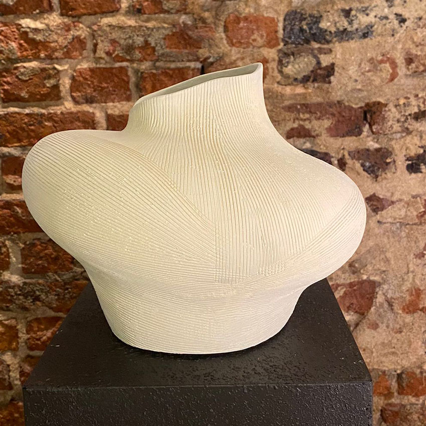 ASİMETRİK SERAMİK VAZO