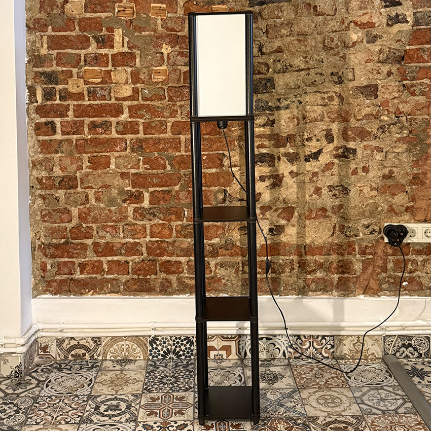 Sakura Raflı Lambader