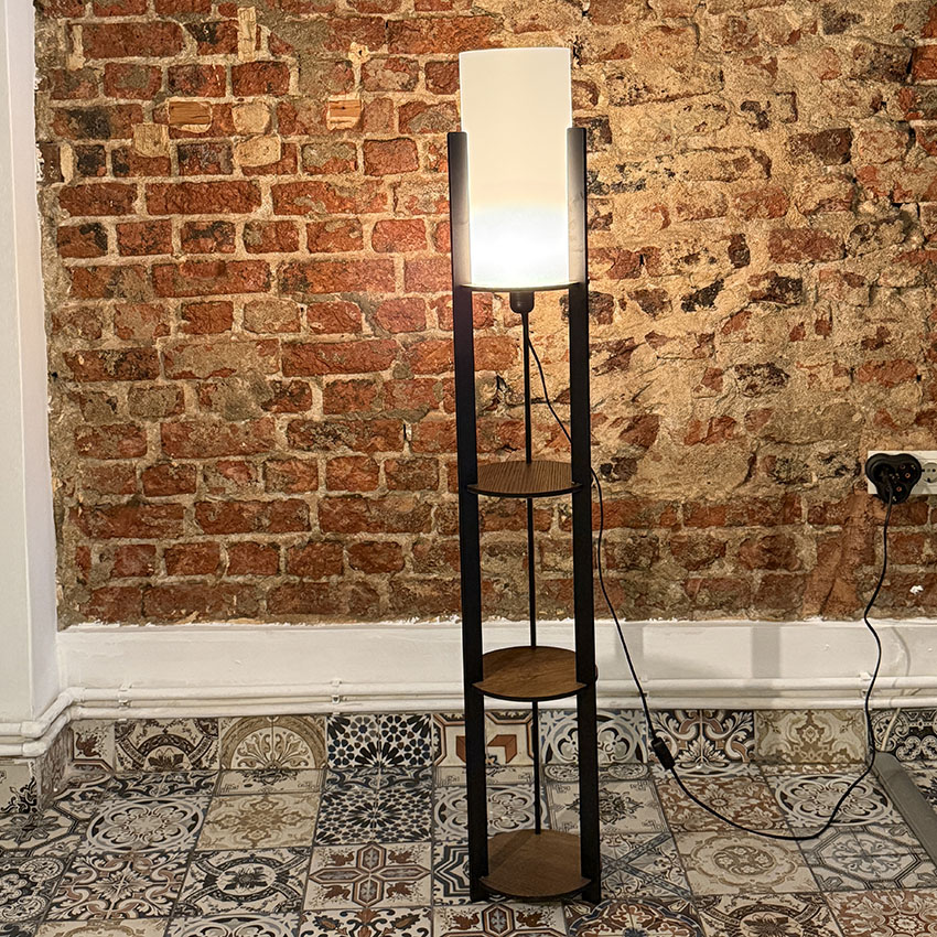 Ravilo Radiante Yuvarlak Raflı Lambader