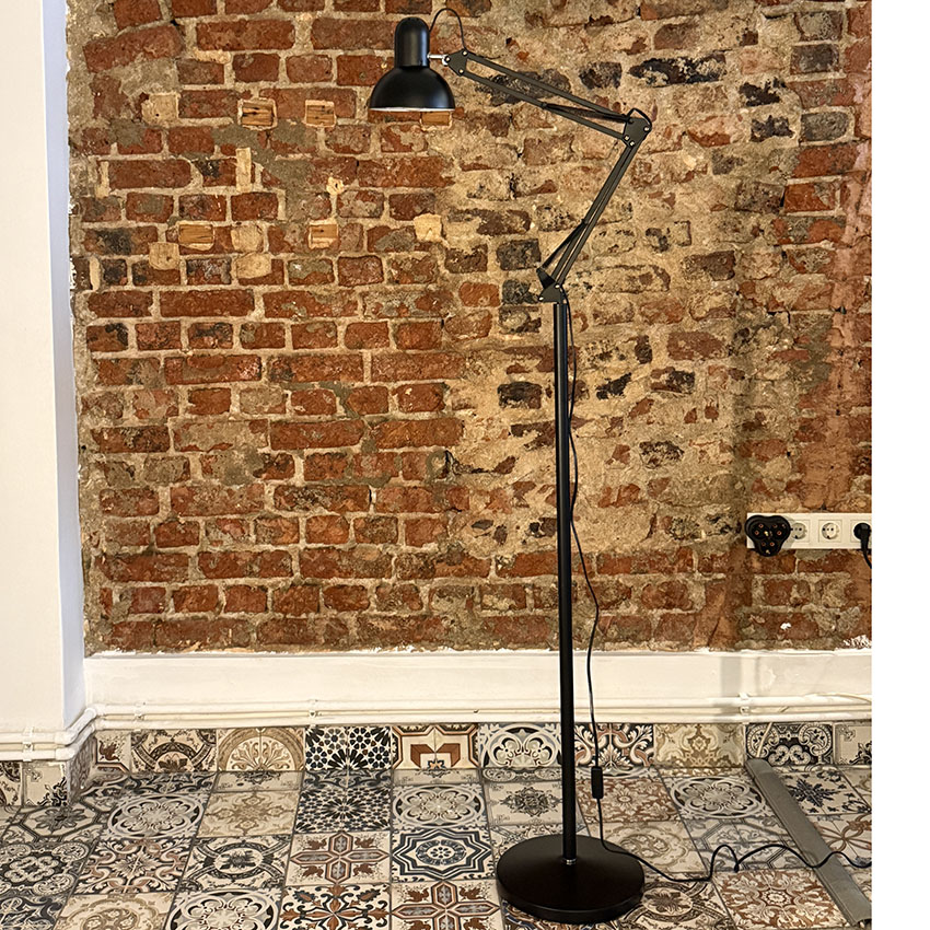 Ottava Siyah Lambader