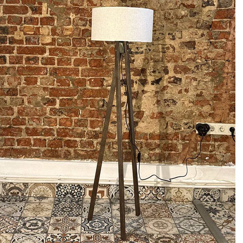 Bella Ahşap Lambader Krem-Ceviz