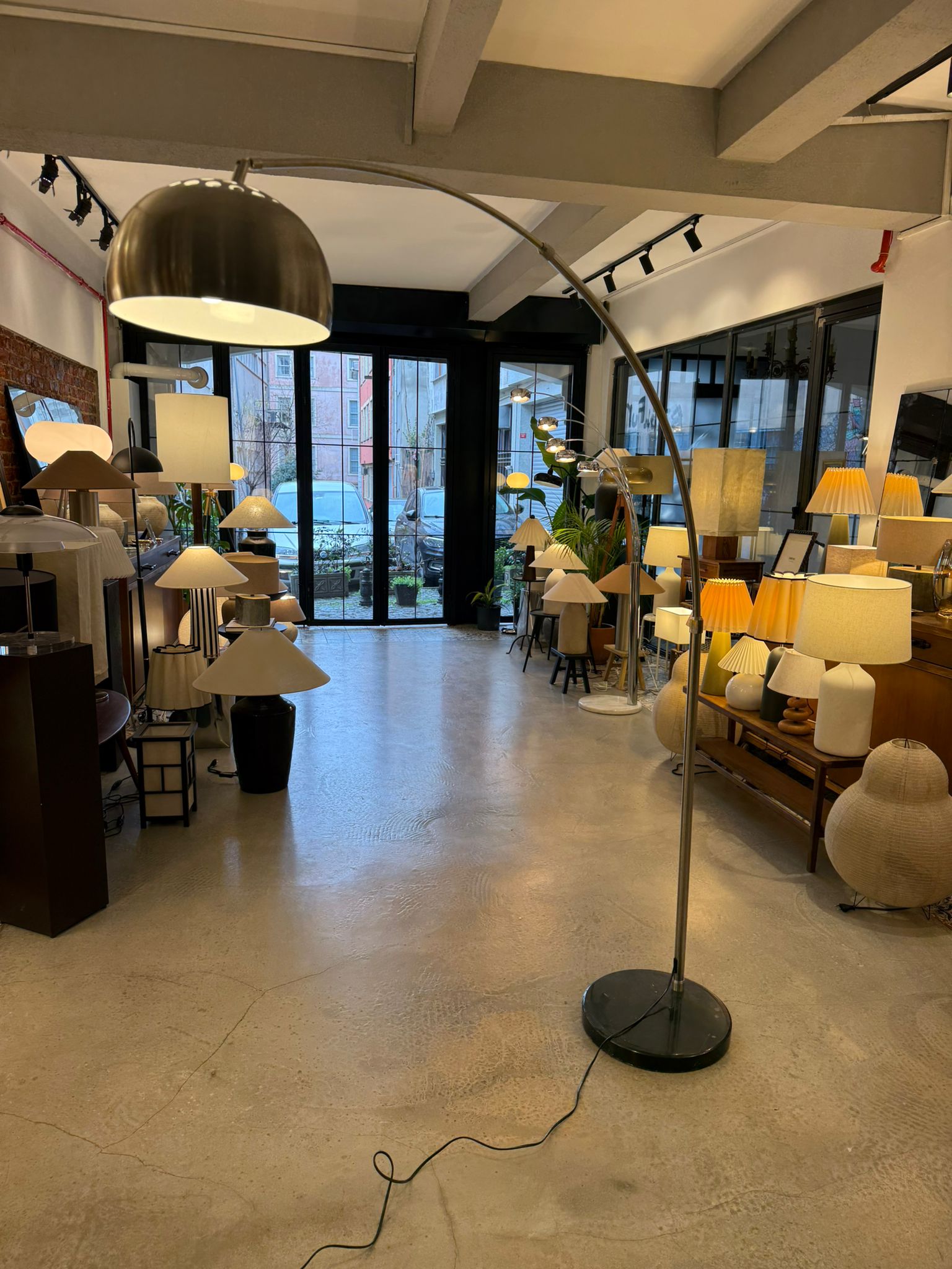 KÜÇÜK DEVE BOYNU LAMBADER