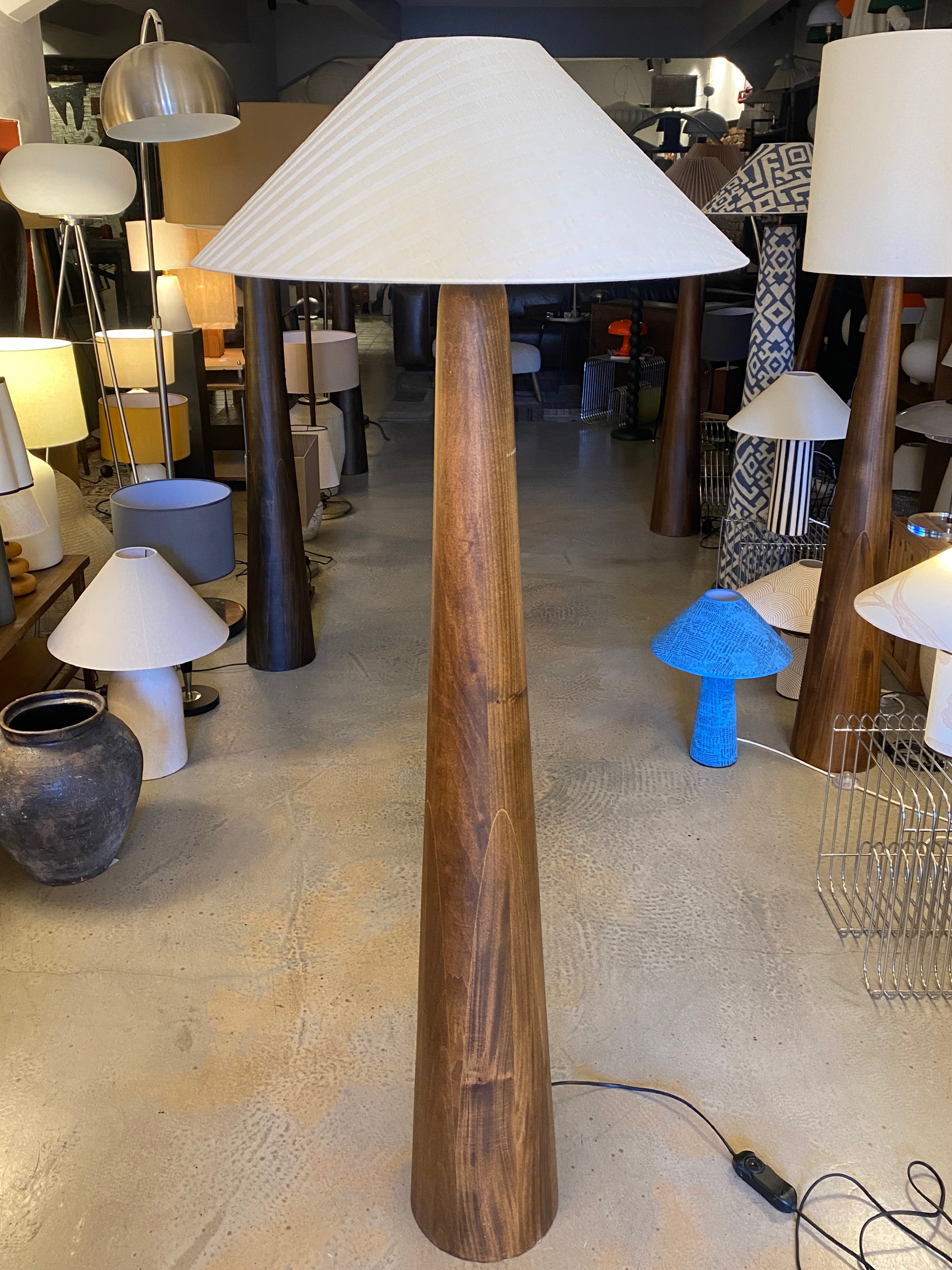 Ahşap Gövdeli Lambaderr