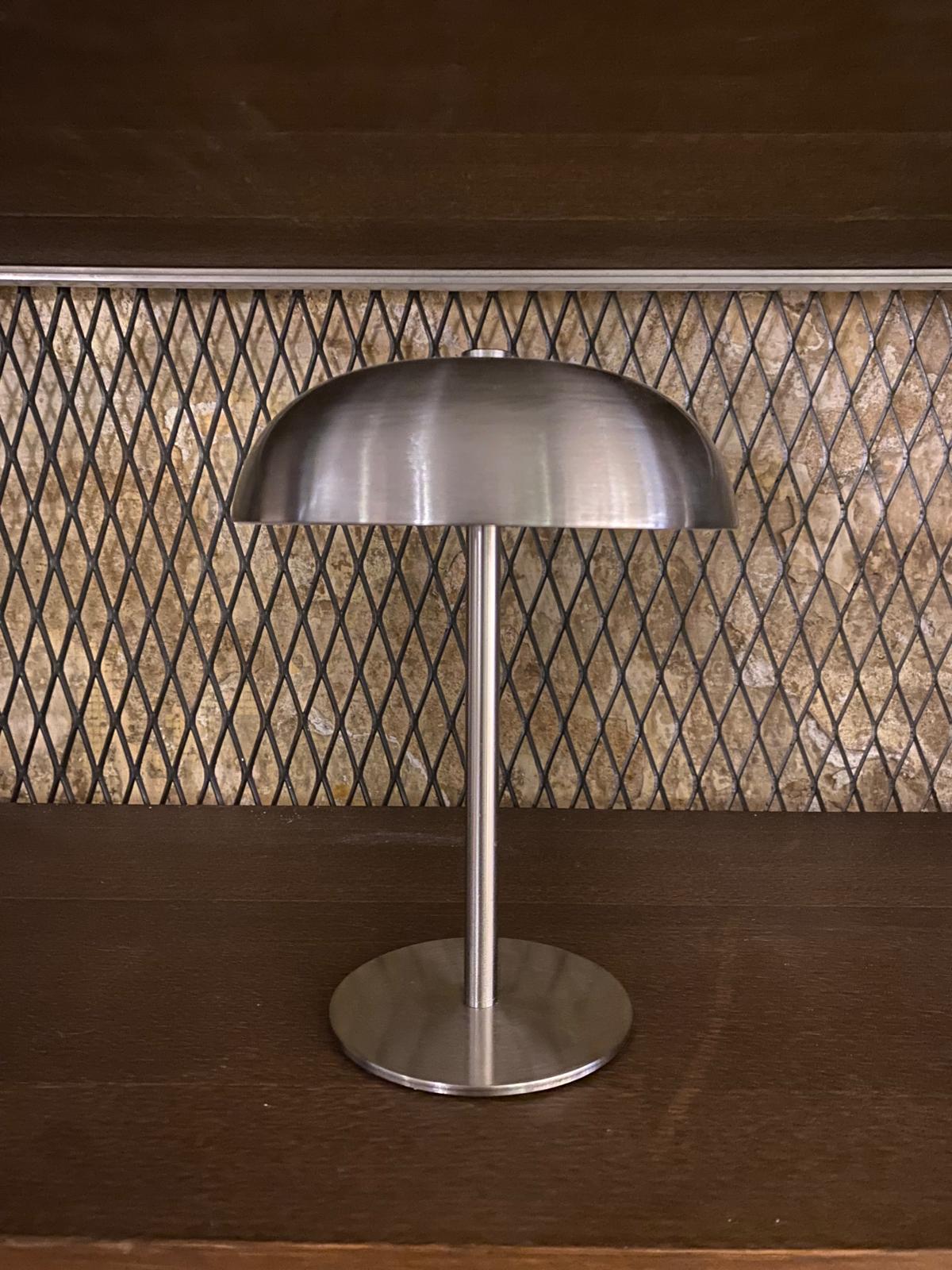 Modern Dokunmatik Ayarlı LED Masa Lambası Silver