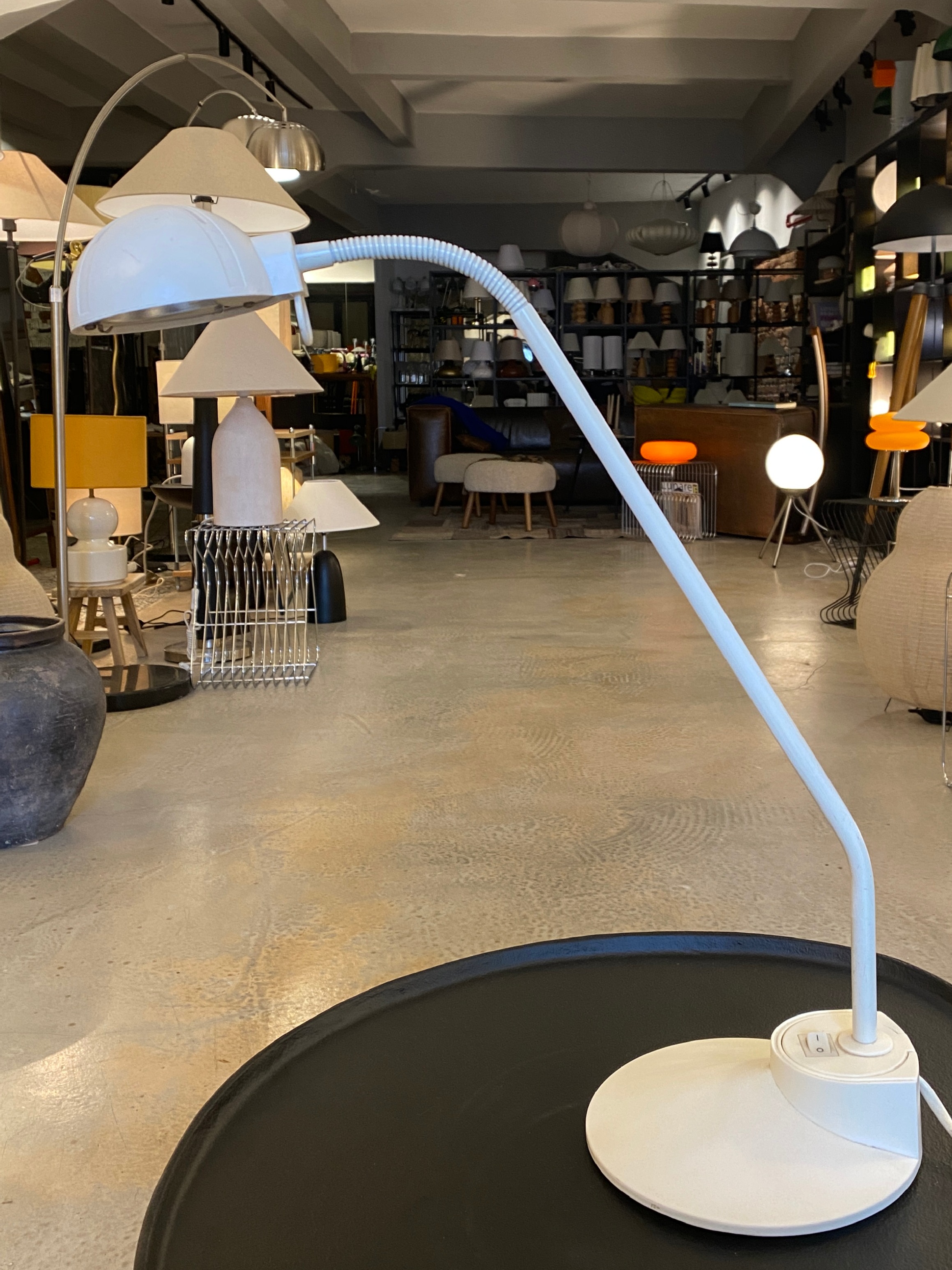 BEYAZ HALOJEN AMPULLÜ ÇALIŞMA LAMBASI